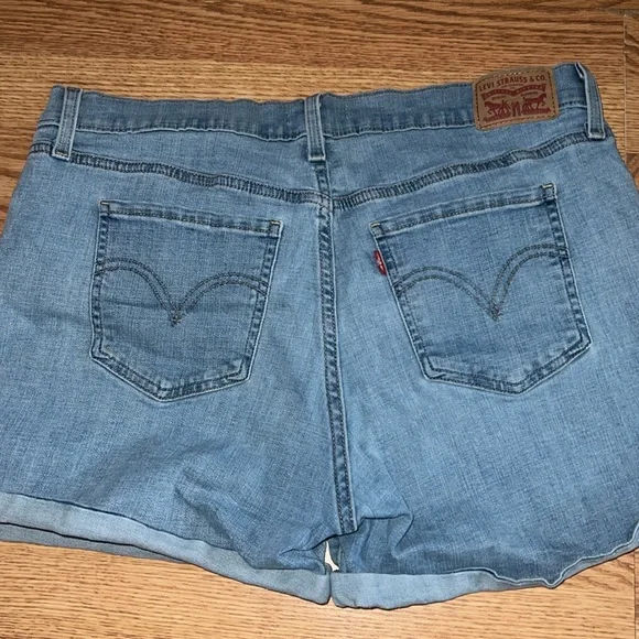 Levi Strauss & Co Jean Shorts mid-Length - Picture 2 of 7